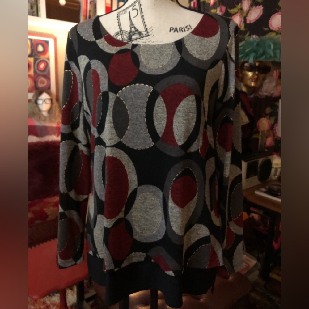 BNWT Women’s BALI Dressy Sweater